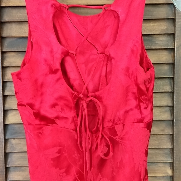 Red Formal - Picture 7 of 9